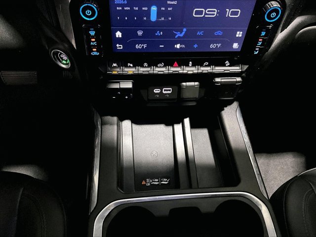Used 2022 Chevrolet Silverado 1500 LTZ w/ LTZ Premium Package AWD/4WD image 26