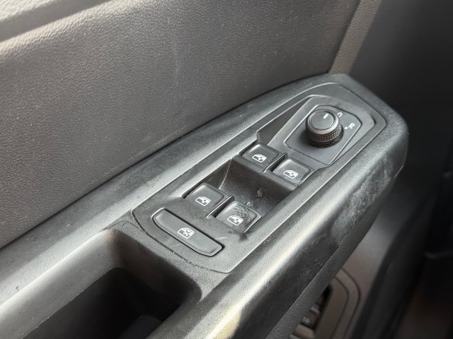 Used 2020 Volkswagen Atlas Cross Sport SE w/ Towing Package FWD image 32