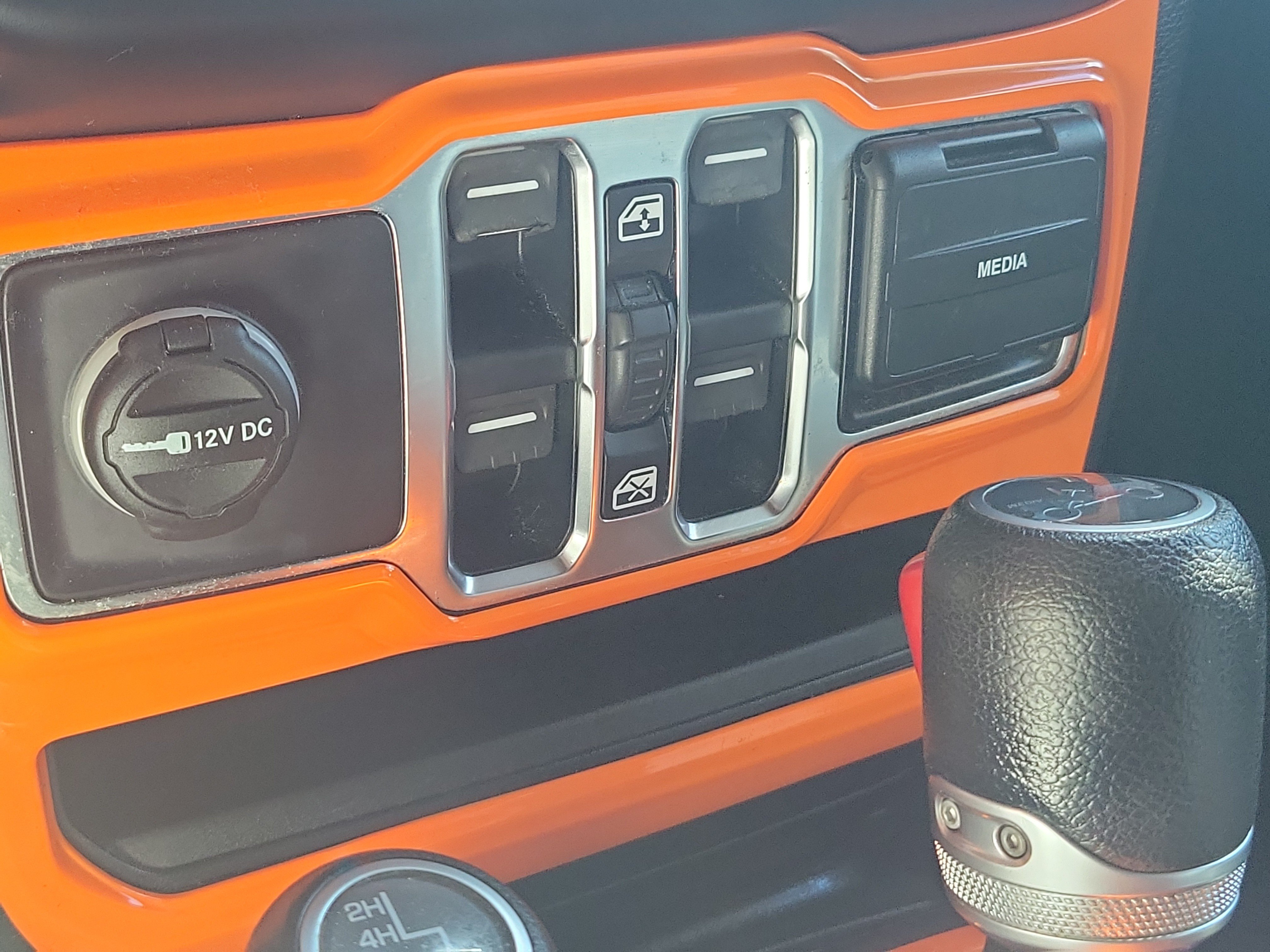 Used 2019 Jeep Wrangler Unlimited Sport S AWD/4WD image 23