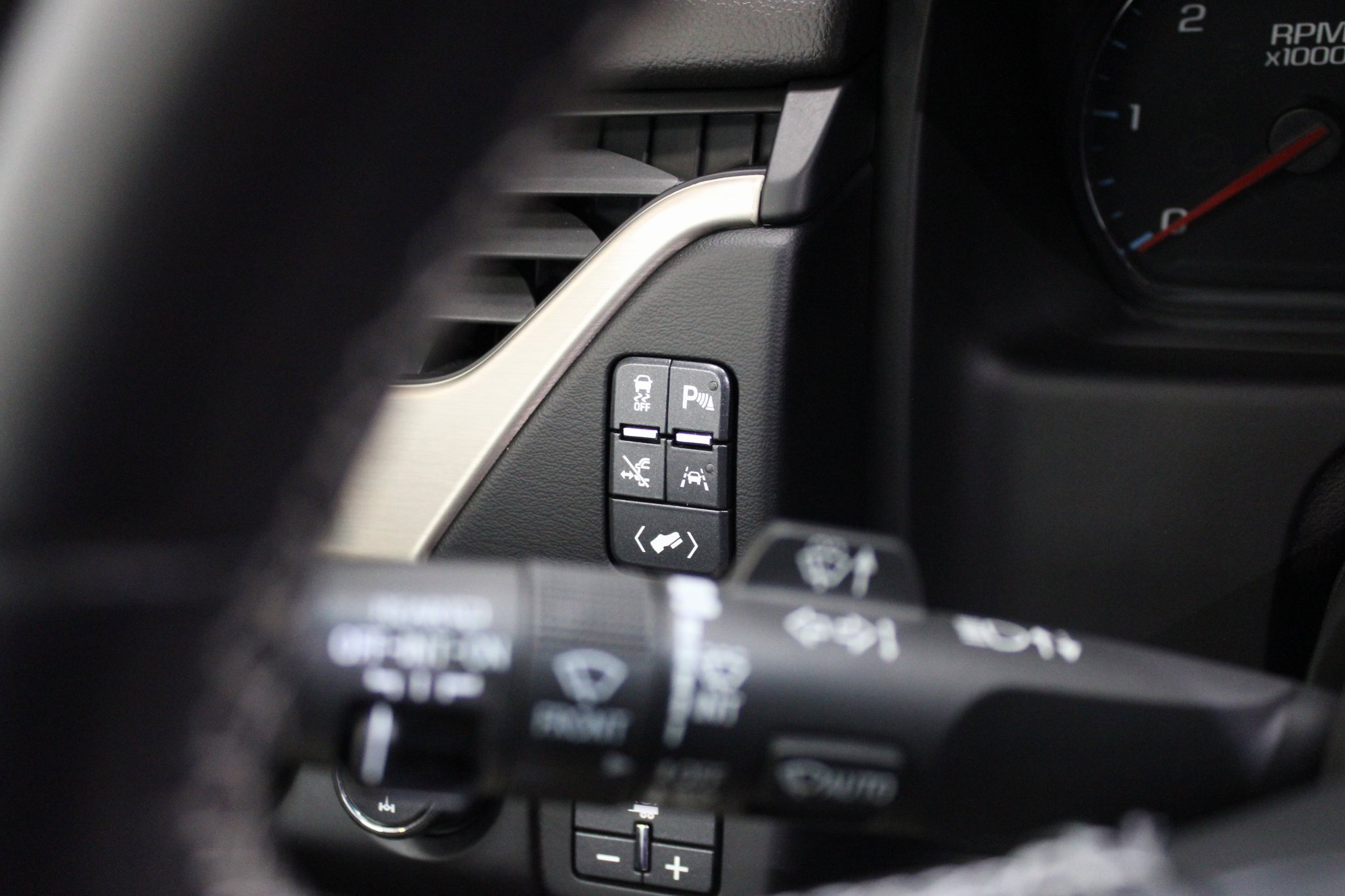 Used 2019 GMC Yukon Denali image 36