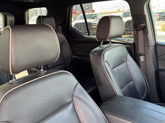 Used 2023 Chevrolet Traverse Premier w/ Redline Edition AWD/4WD image 15