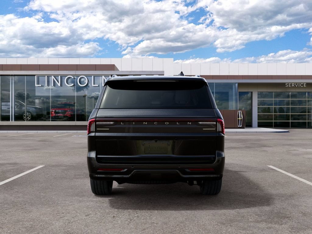 New 2027 Lincoln Navigator Reserve w/ Jet Appearance Package AWD/4WD image 7