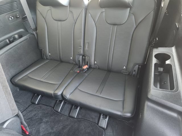 Used 2025 Kia Sorento S w/ Panoramic Sunroof Package FWD image 32