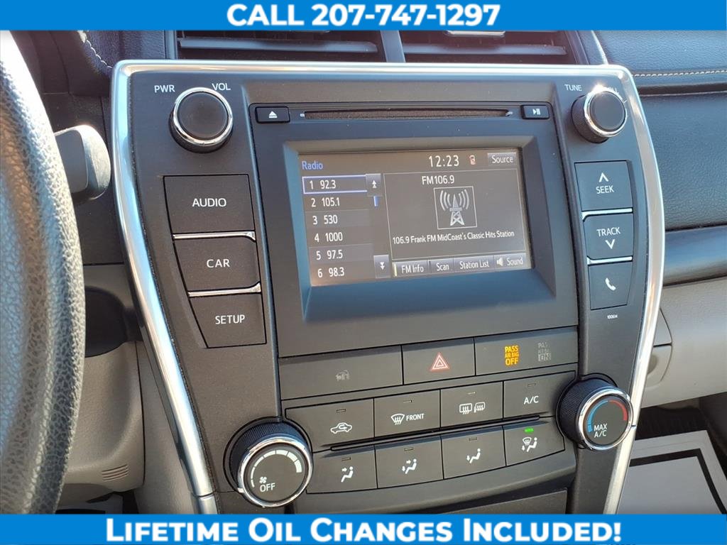 Used 2017 Toyota Camry LE image 18