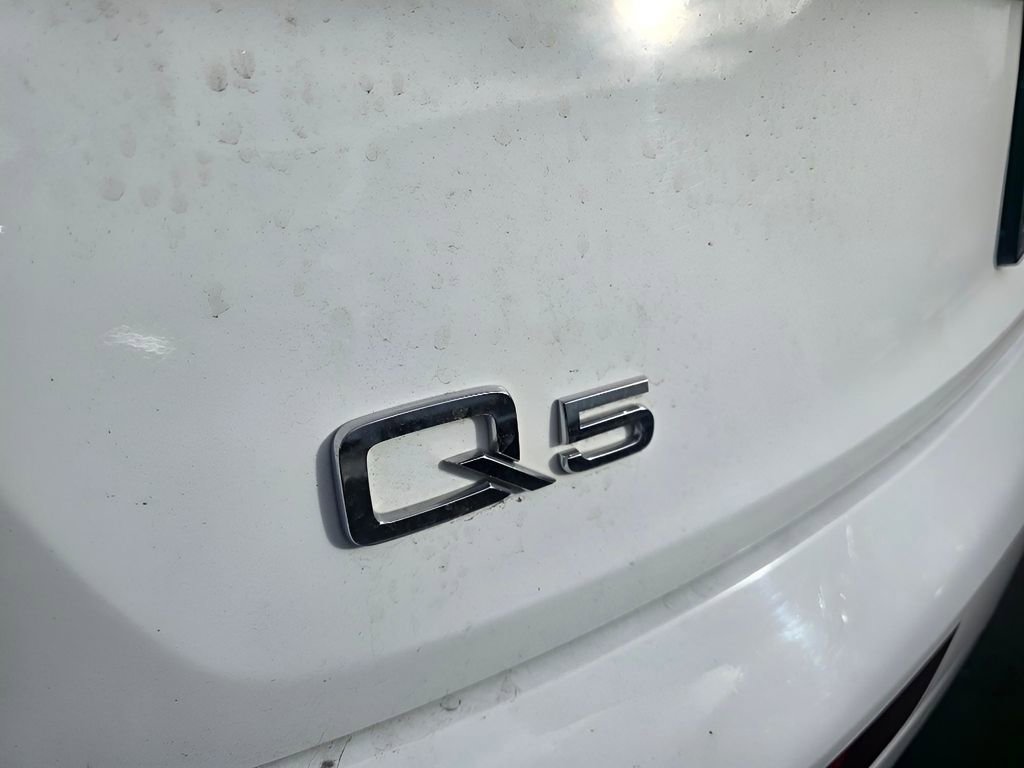 Used 2018 Audi Q5 Prestige w/ Prestige Package image 16
