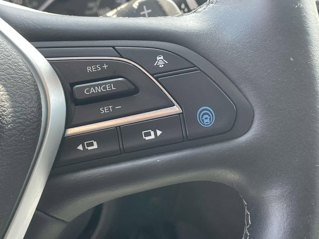 Used 2023 INFINITI QX55 Essential image 23