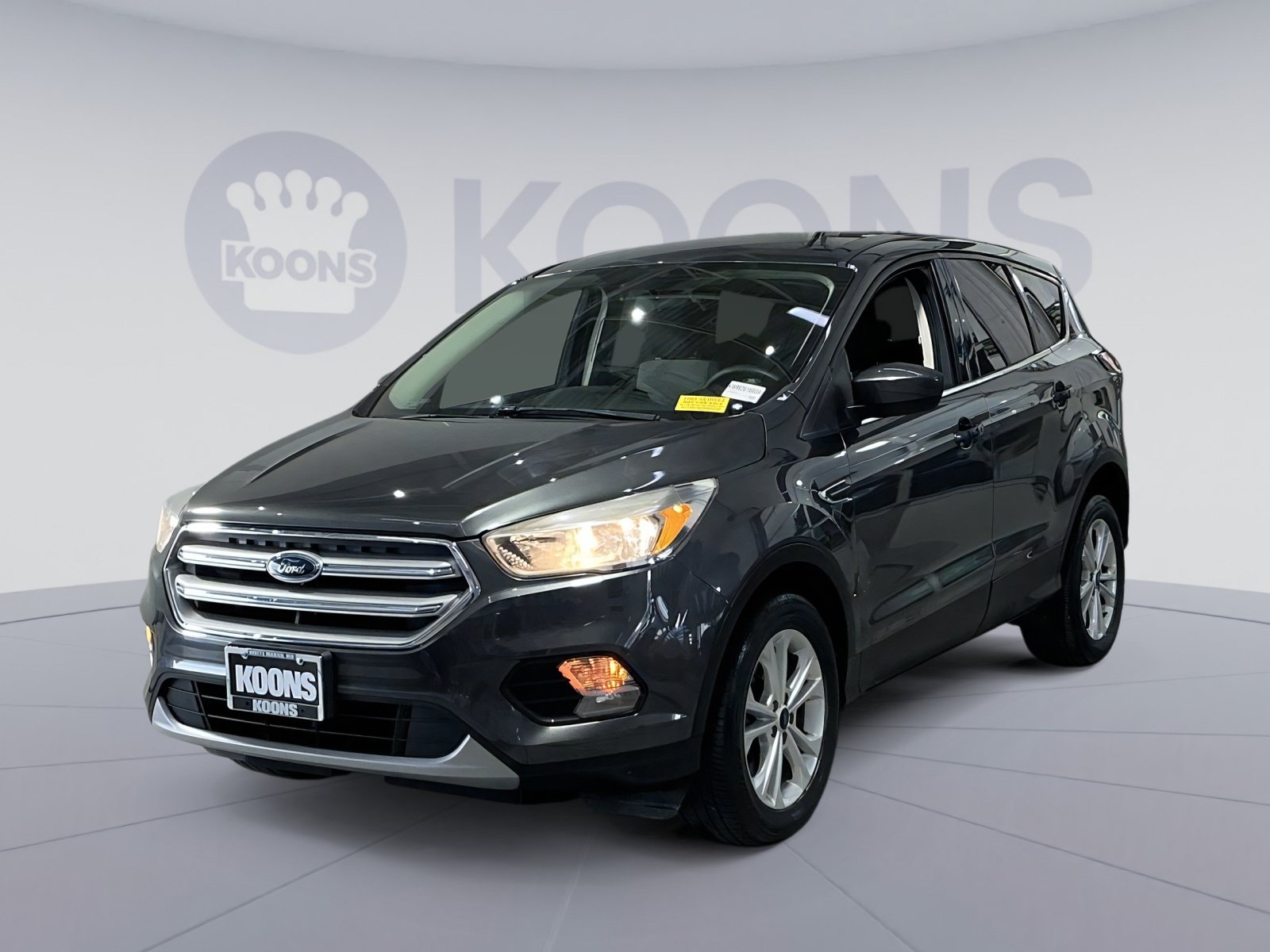 Used 2019 Ford Escape SE AWD/4WD image 1