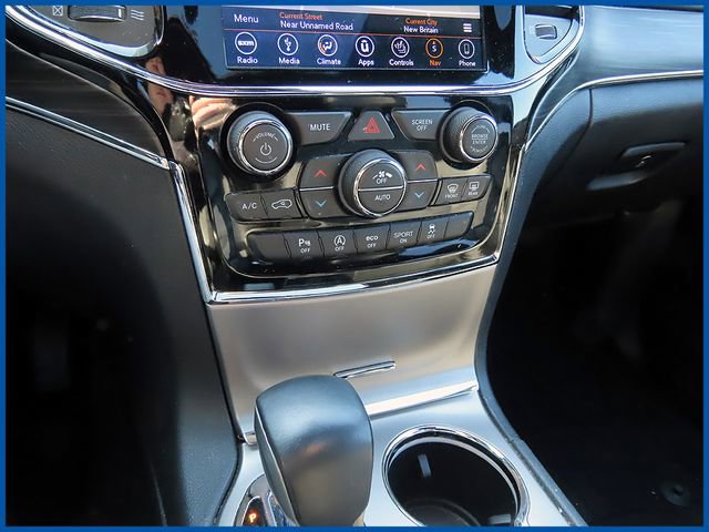 Certified 2019 Jeep Grand Cherokee Limited image 17