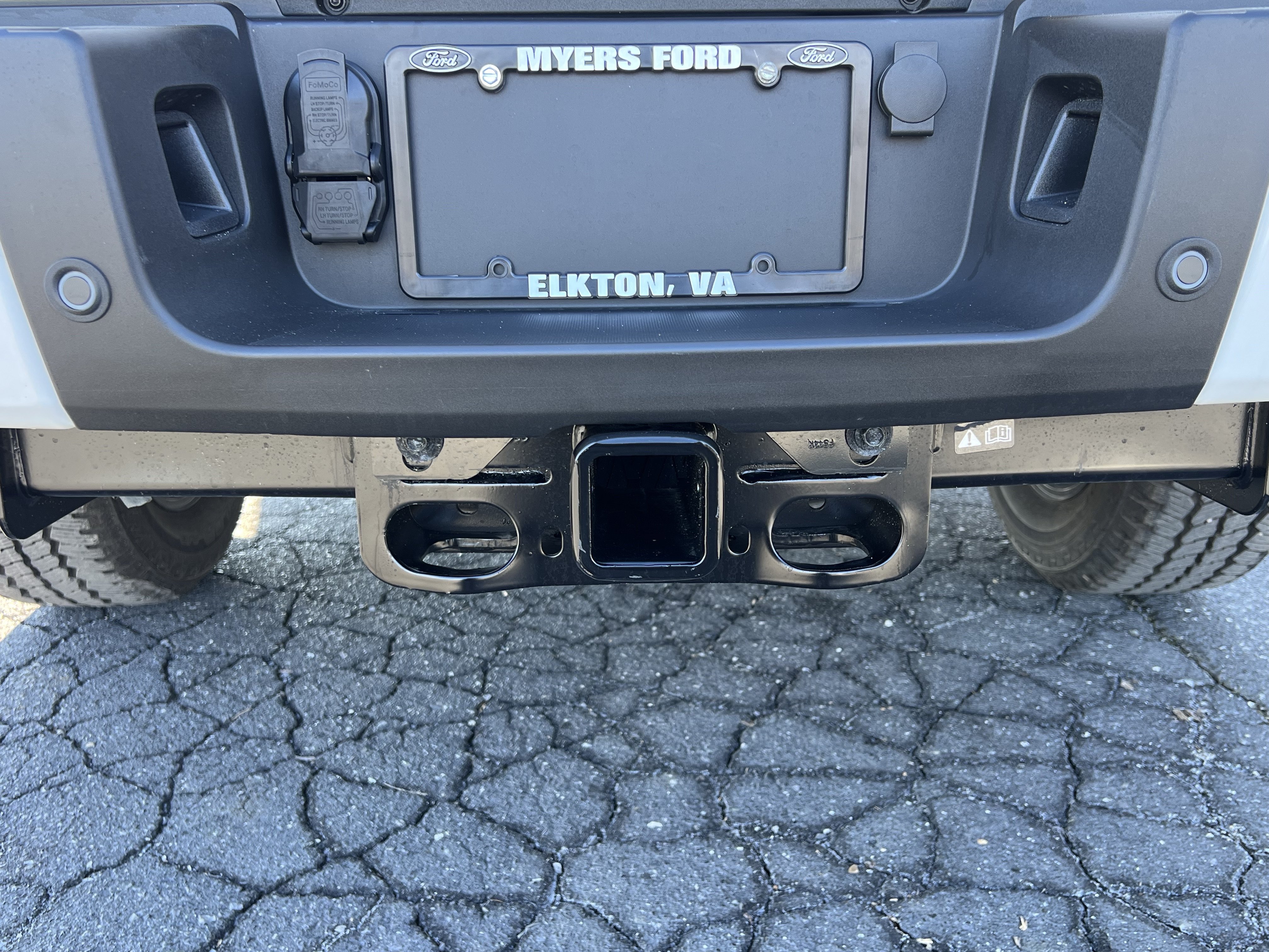 New 2026 Ford F350 Platinum w/ FX4 Off-Road Package AWD/4WD image 12