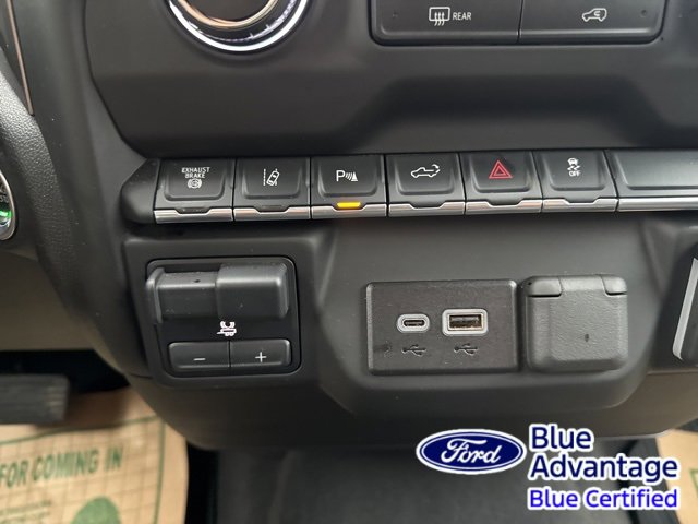 Used 2024 Chevrolet Silverado 2500 Custom w/ Custom Value Package image 24