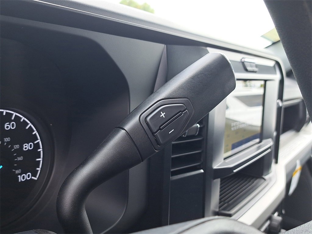 New 2026 Ford F350 4x4 Crew Cab Super Duty image 29