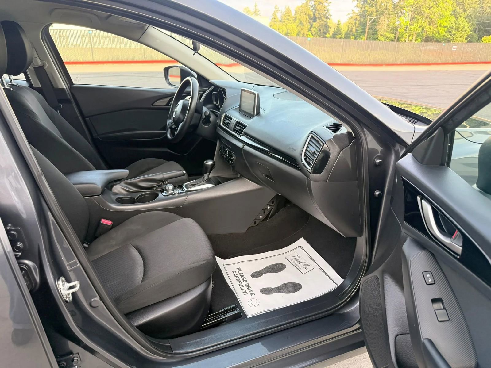 Used 2015 MAZDA MAZDA3 i Sport FWD image 11