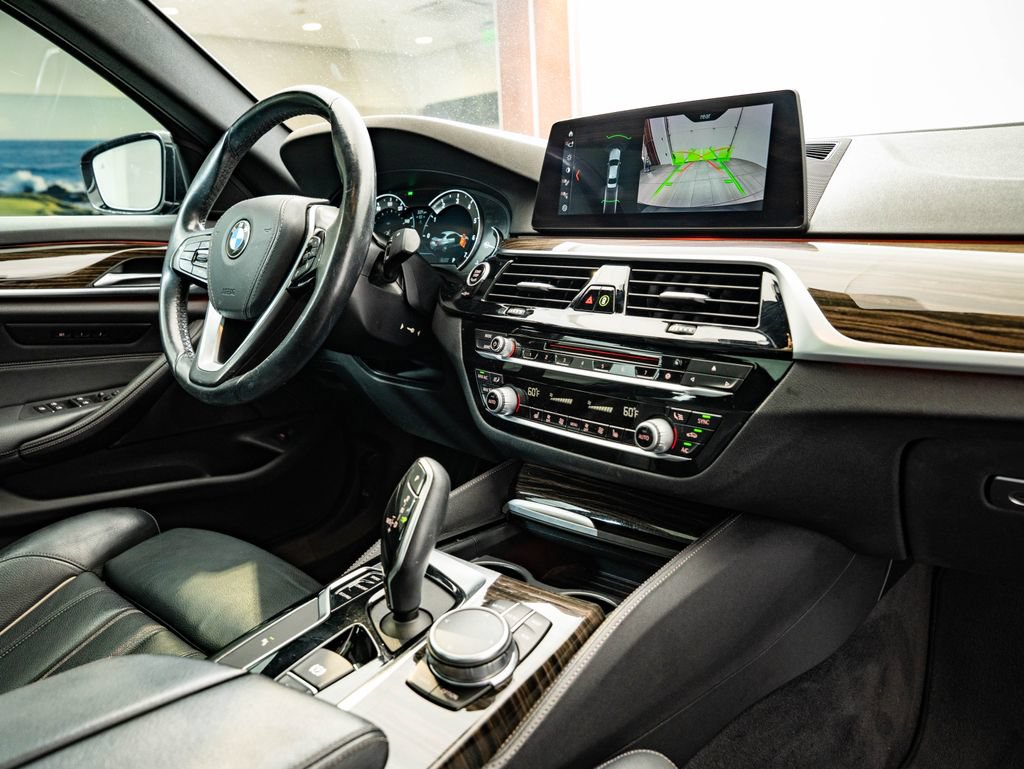 Used 2019 BMW 540i RWD image 48