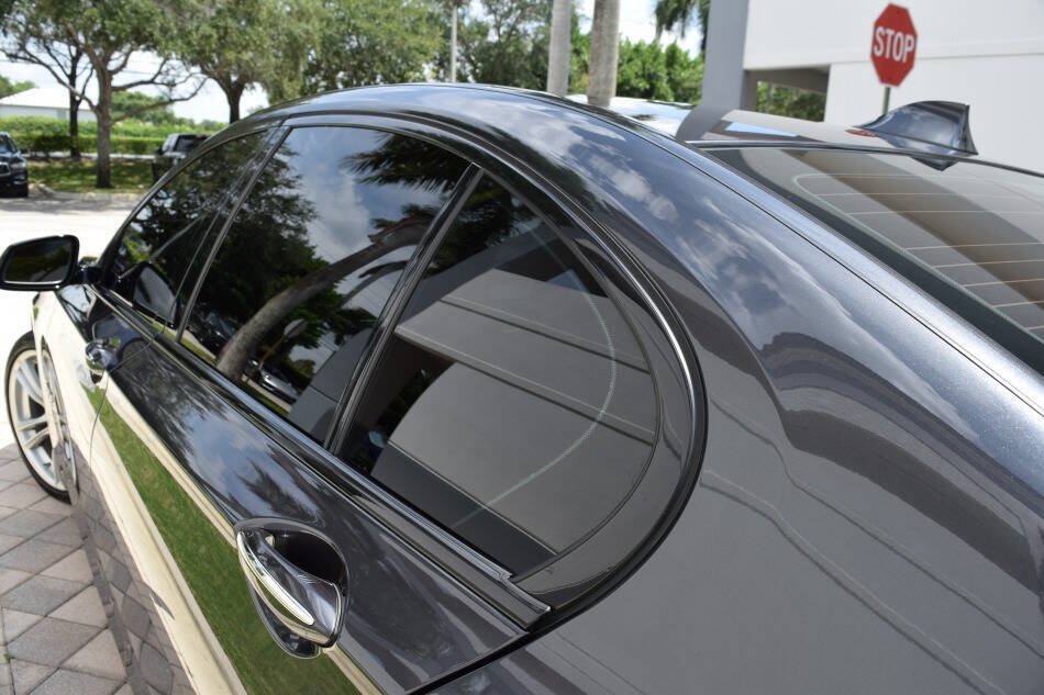 Used 2015 BMW 750i RWD image 31