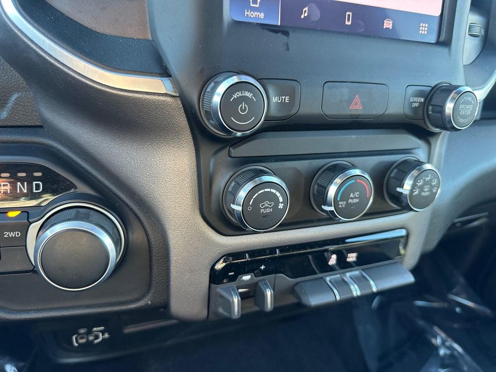 Used 2024 RAM 2500 Big Horn w/ Bed Utility Group image 20