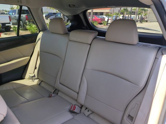 Used 2019 Subaru Outback 2.5i Limited AWD/4WD image 31