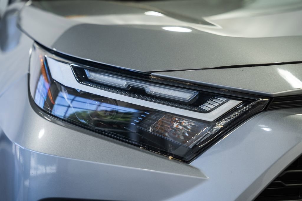 Used 2023 Toyota RAV4 XLE w/ Convenience Package AWD/4WD image 12