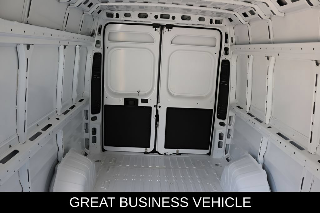 Used 2025 RAM ProMaster 3500 w/ Quick Order Package 22G SLT FWD image 19
