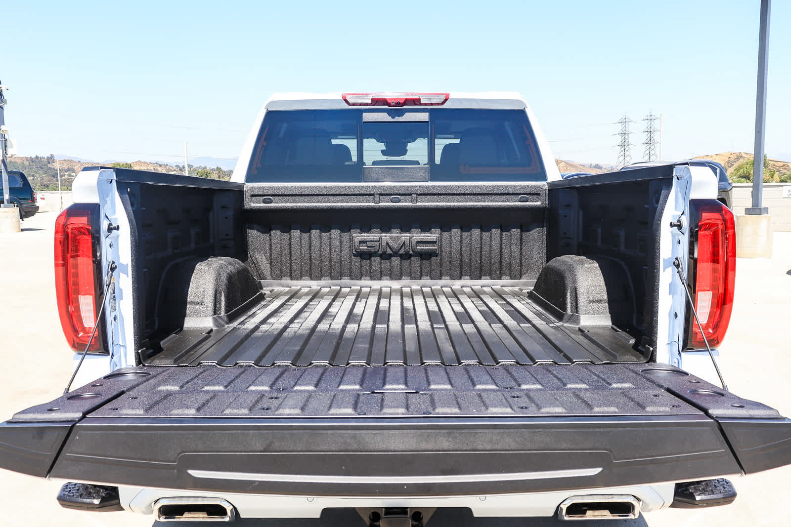 Used 2026 GMC Sierra 1500 Denali AWD/4WD image 27