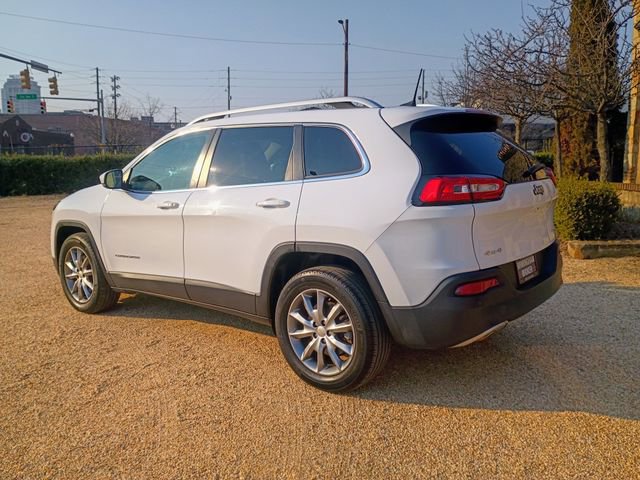 Used 2018 Jeep Cherokee Limited image 8