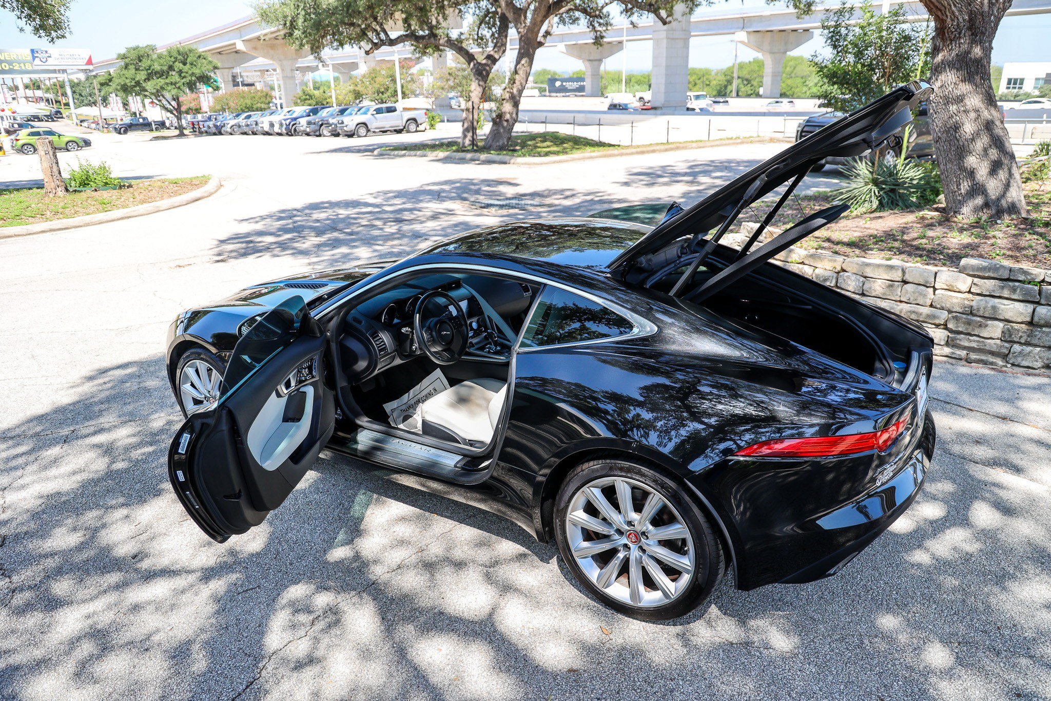 Used 2016 Jaguar F-TYPE Coupe RWD image 13