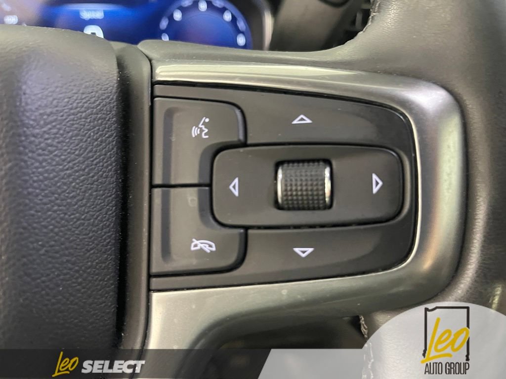 Used 2023 Chevrolet Silverado 1500 LT AWD/4WD image 16