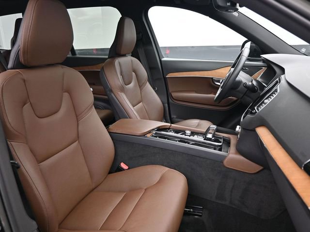 Used 2023 Volvo XC90 B6 Plus w/ Protection Package Premier image 30
