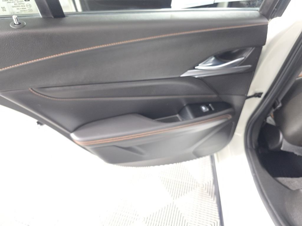 Used 2021 Cadillac CT4 V w/ Technology Package image 31