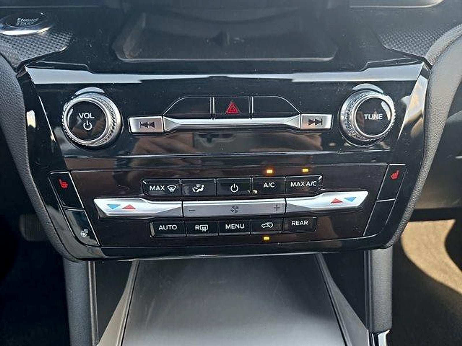 Certified 2024 Ford Explorer ST-Line w/ Class IV Trailer Tow Package AWD/4WD image 20