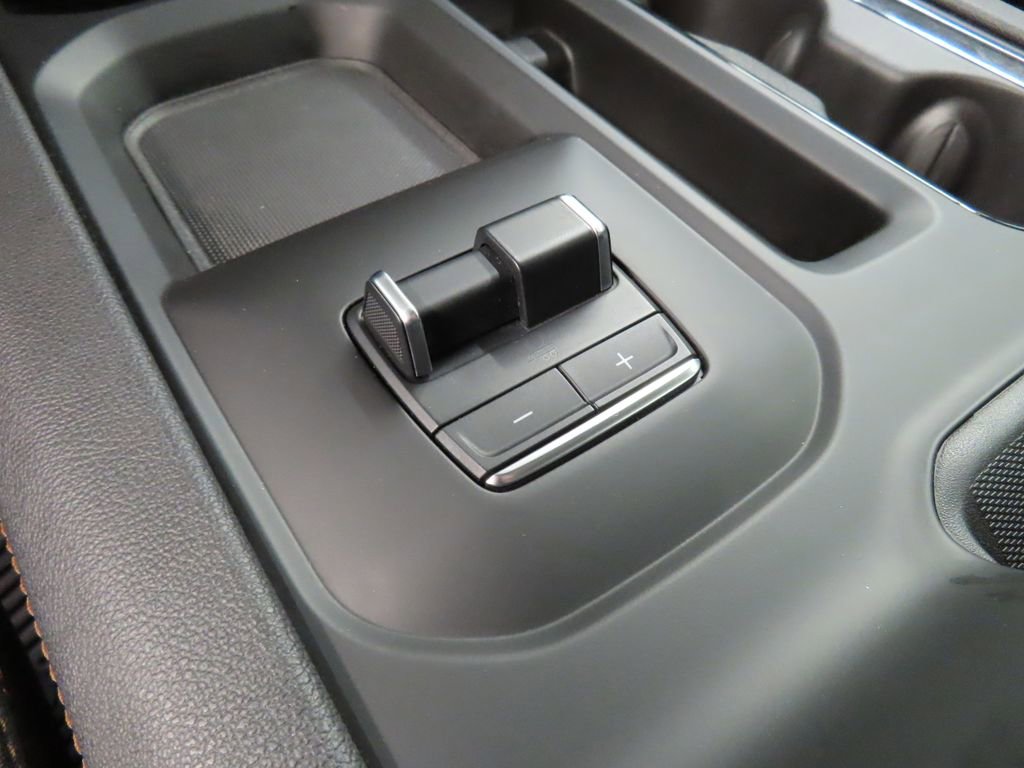 Used 2025 GMC Sierra 3500 AT4 w/ AT4 Premium Plus Package image 76