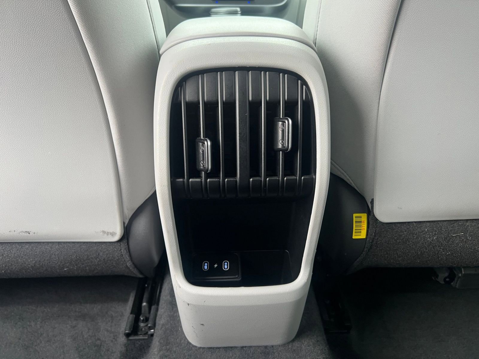 Used 2025 Hyundai Kona SEL image 24