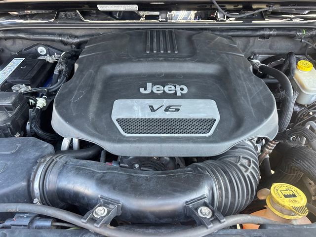 Used 2014 Jeep Wrangler Unlimited Sport w/ Quick Order Package 24S image 28