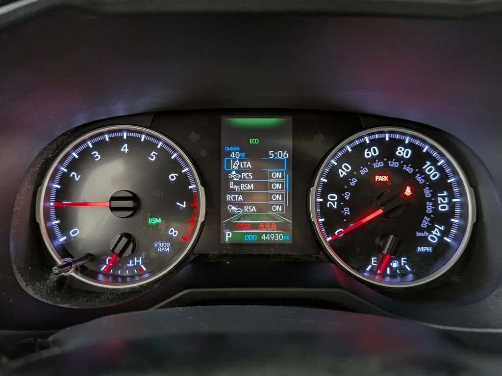 Used 2021 Toyota RAV4 XLE w/ Convenience Package image 36