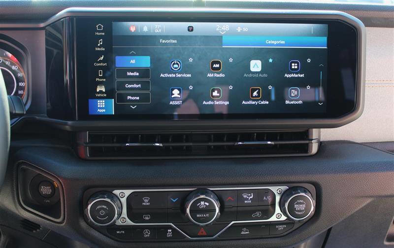 Used 2024 Jeep Wrangler Unlimited Sport image 19