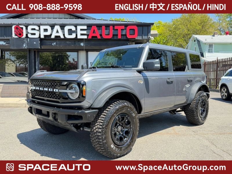 Used 2024 Ford Bronco Wildtrak AWD/4WD image 1