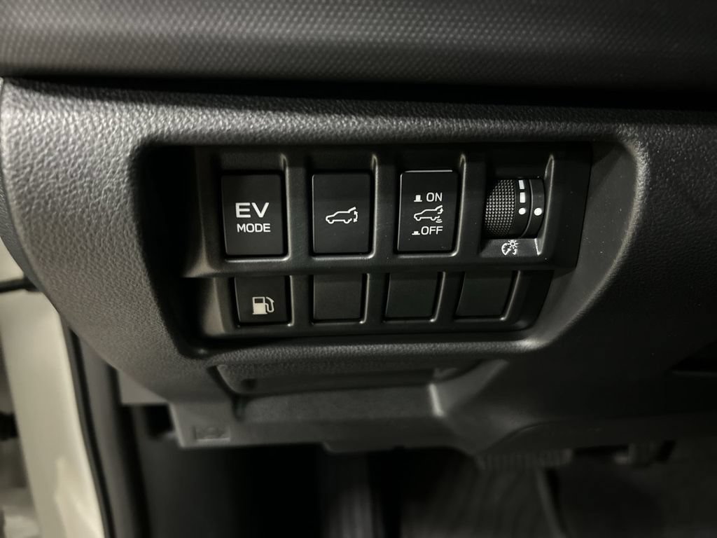 Certified 2025 Subaru Forester Limited AWD/4WD image 17