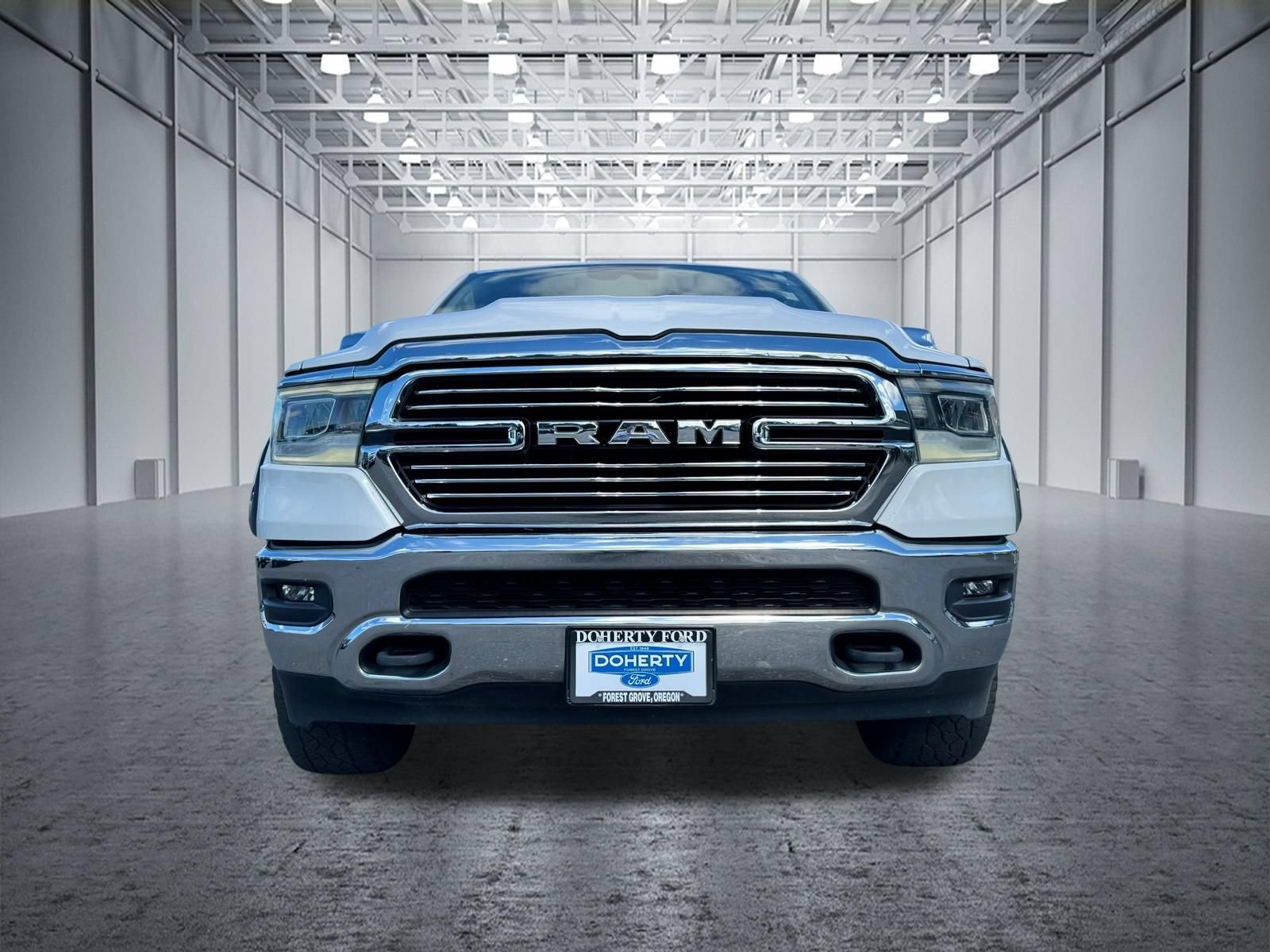 Used 2021 RAM 1500 Laramie w/ Off Road Group AWD/4WD image 7