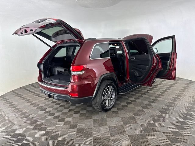 Used 2021 Jeep Grand Cherokee Limited AWD/4WD image 16