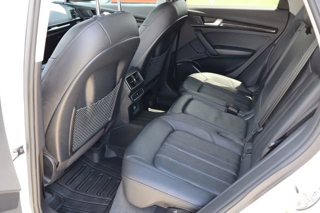Used 2019 Audi Q5 2.0T Premium w/ Convenience Package AWD/4WD image 5