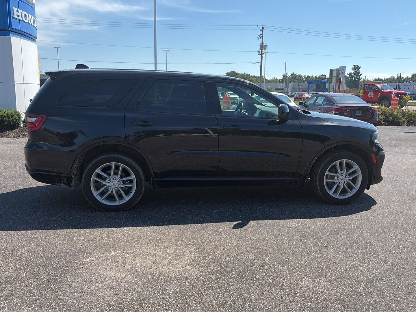 Used 2025 Dodge Durango GT AWD/4WD image 8