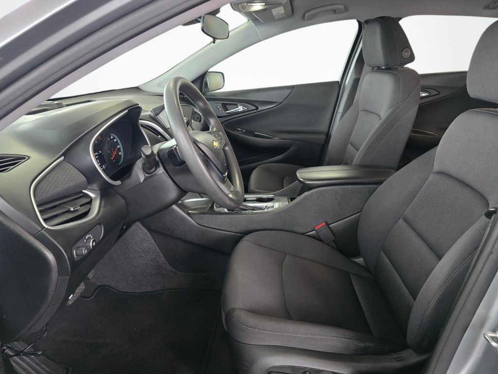 Used 2024 Chevrolet Malibu LT FWD image 17