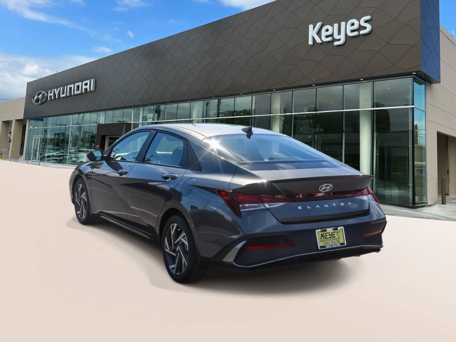 Certified 2025 Hyundai Elantra SEL FWD image 7