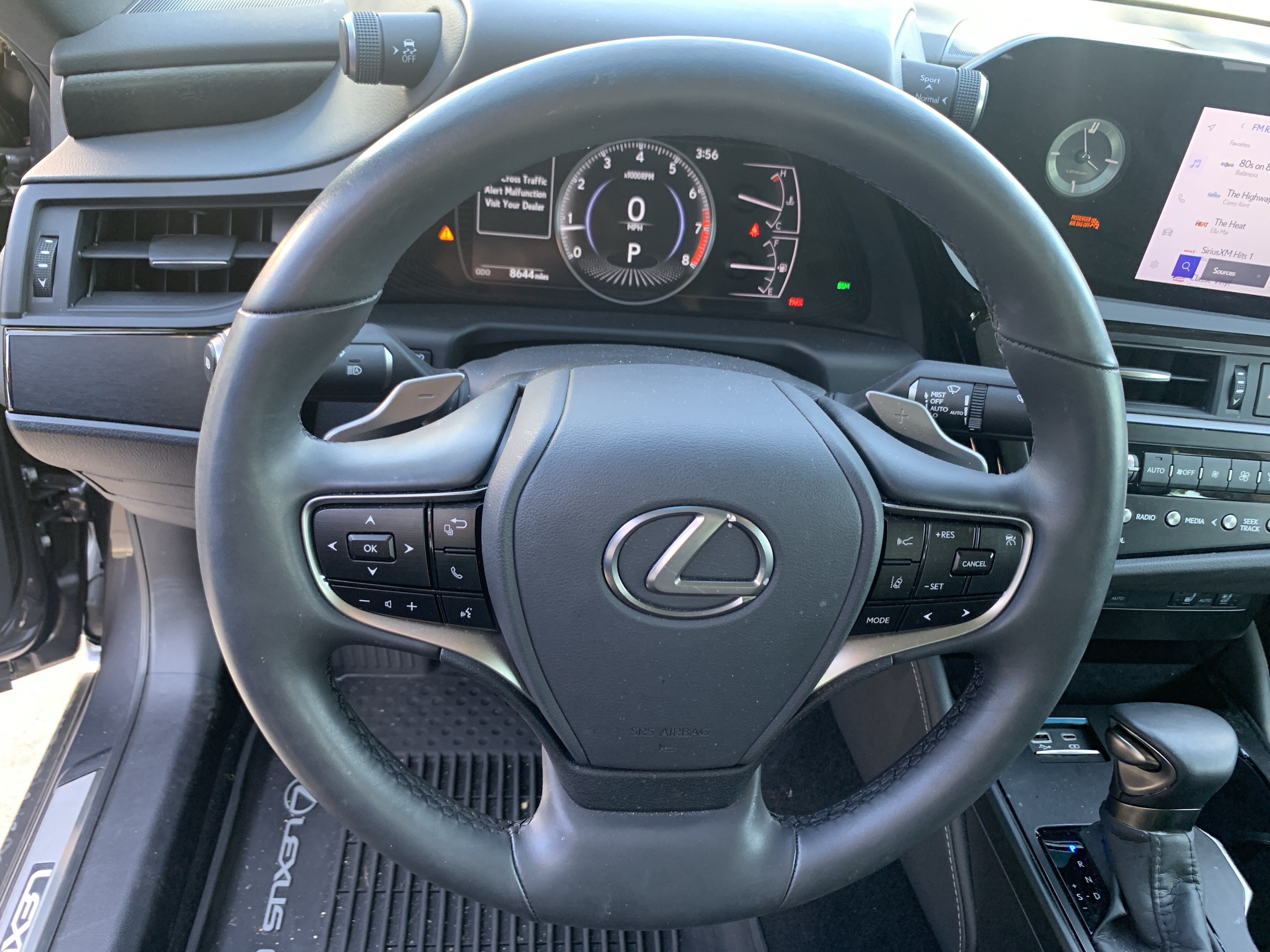 Used 2025 Lexus ES 350 w/ Premium Package FWD image 18