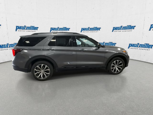 Used 2025 Ford Explorer ST-Line AWD/4WD image 12