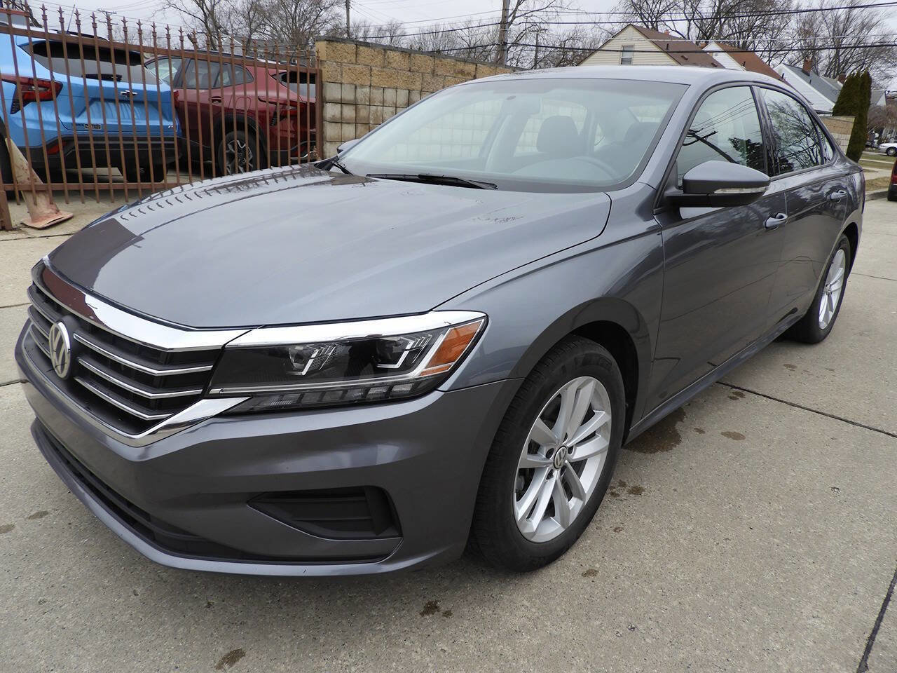 Used 2021 Volkswagen Passat 2.0T S w/ Luggage Net & Mats Package image 5