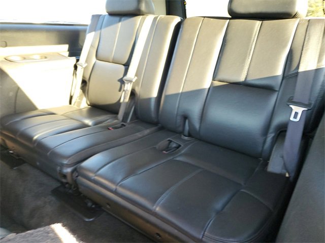 Used 2007 Chevrolet Suburban LTZ w/ LTZ Preferred Equipment Group image 12