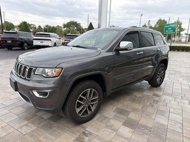 Used 2019 Jeep Grand Cherokee Limited AWD/4WD image 6