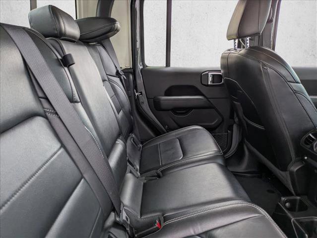 Used 2020 Jeep Gladiator Overland image 19