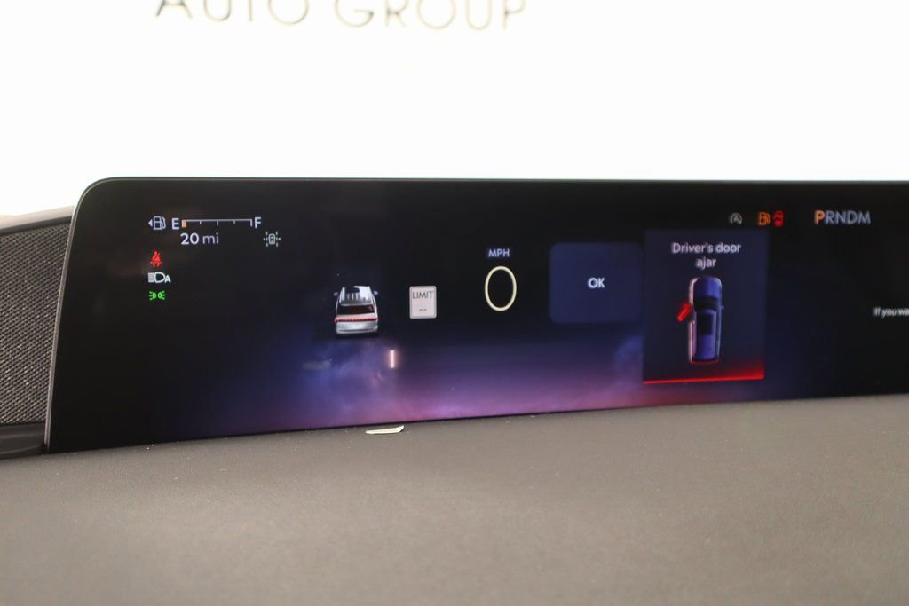 New 2025 Lincoln Navigator Reserve w/ Jet Appearance Package image 4