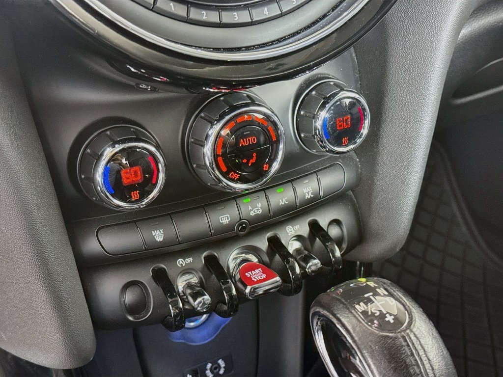 Used 2015 MINI Cooper S FWD image 18